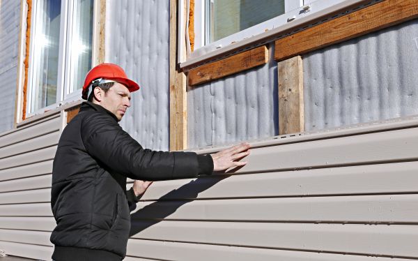 Cost of Vinyl Cladding Repair in Mesquite
