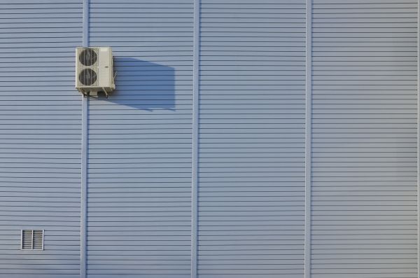 Cost of Flat Metal Siding Installation in Mesquite
